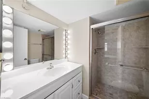 170 Turtle Lake Ct, Naples, FL 34105 - Photo 8