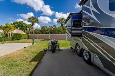 13559 Snook Cir, Naples, FL 34114 - Photo 12