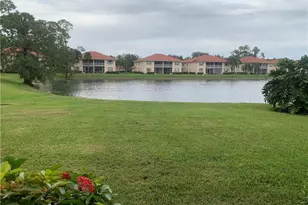 230 Robin Hood Cir, Naples, FL 34104 - Photo 4