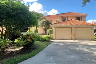 230 Robin Hood Cir, Naples, FL 34104 - Photo 1