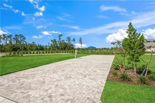 5570 Laguna Caribe Cir, Fort Myers, FL 33905 - Photo 16