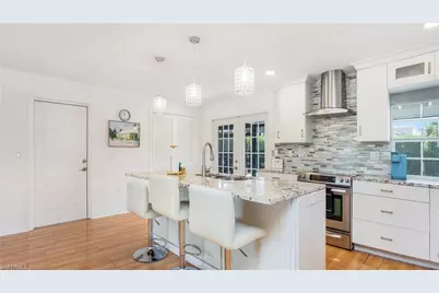 800 100th Ave N, Naples, FL 34108 - Photo 12