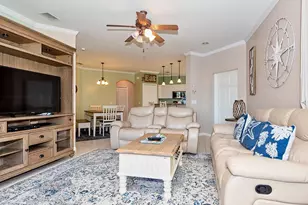 6215 Wilshire Pines Cir, Naples, FL 34109 - Photo 6