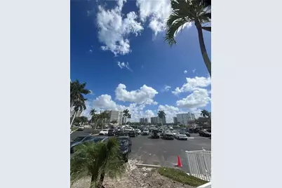 3 Bluebill Ave #207, Naples, FL 34108 - Photo 4