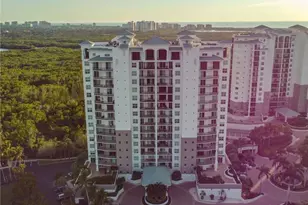 455 Cove Tower Dr, Naples, FL 34110 - Photo 4