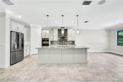 1621 Songbird Ct, Naples, FL 34120 - Photo 8