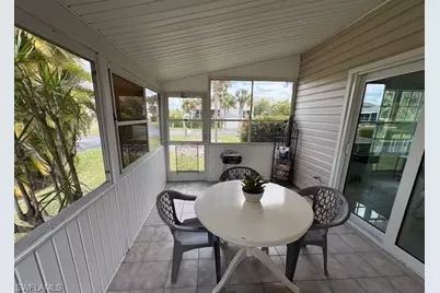 6101 Lake Front Dr, Fort Myers, FL 33908 - Photo 16
