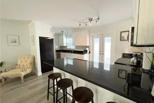 905 13th St N, Naples, FL 34102 - Photo 6