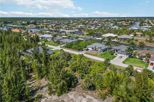 15609 Melport Cir, Port Charlotte, FL 33981 - Photo 8