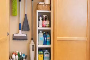 3022 Poinciana Dr, Naples, FL 34105 - Photo 4