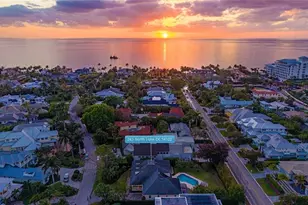 263 N Lake Dr, Naples, FL 34102 - Photo 1