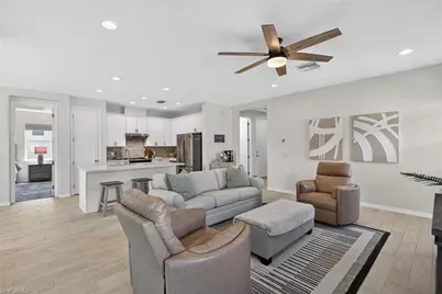 14520 Topsail Dr, Naples, FL 34114 - Photo 4