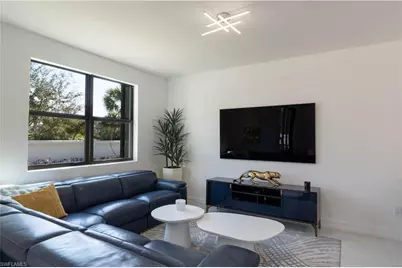 7510 Rockefeller Dr, Naples, FL 34119 - Photo 18