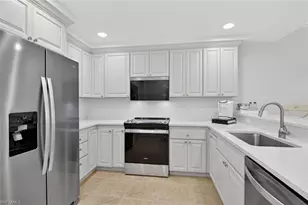 221 9th St S, Naples, FL 34102 - Photo 16