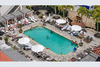 221 9th St S #114, Naples, FL 34102 - Photo 32