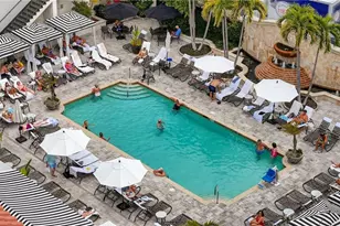 221 9th St S, Naples, FL 34102 - Photo 32