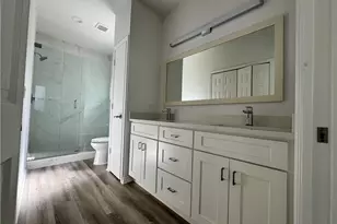 3235 Cypress Glen Way, Naples, FL 34109 - Photo 6