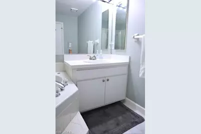 4276 Island Cir #A, Fort Myers, FL 33919 - Photo 10