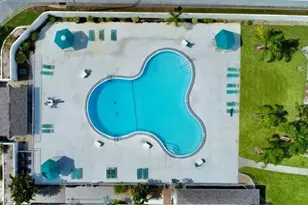 4276 Island Cir, Fort Myers, FL 33919 - Photo 18