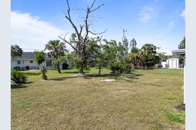 4216 SE 1st Ct, Cape Coral, FL 33904 - Photo 36