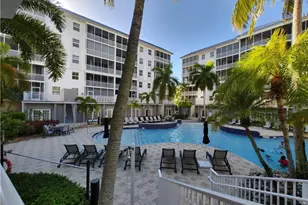 400 Flagship Dr, Naples, FL 34108 - Photo 32