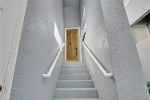 720 Tarpon Cove Dr, Naples, FL 34110 - Photo 10