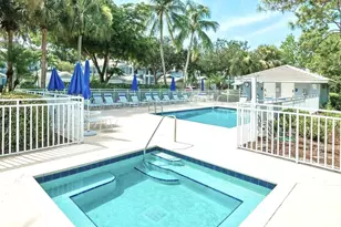 720 Tarpon Cove Dr, Naples, FL 34110 - Photo 4