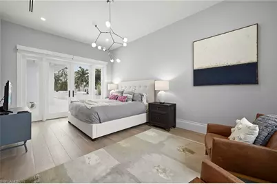 215 3rd Ave N, Naples, FL 34102 - Photo 24