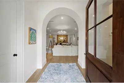 215 3rd Ave N, Naples, FL 34102 - Photo 4