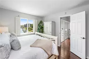 10682 Gulf Shore Dr, Naples, FL 34108 - Photo 14