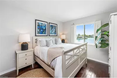 10682 Gulf Shore Dr #C305, Naples, FL 34108 - Photo 12