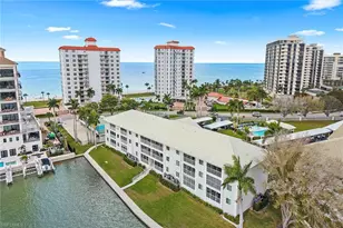 10682 Gulf Shore Dr, Naples, FL 34108 - Photo 44