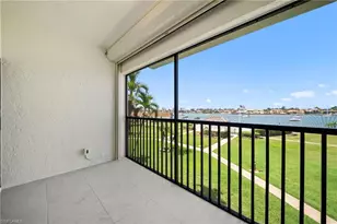 750 W Elkcam Cir, Marco Island, FL 34145 - Photo 36