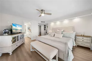 845 Collier Ct, Marco Island, FL 34145 - Photo 24