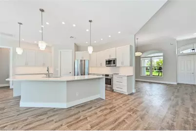 4231 Crayton Rd, Naples, FL 34103 - Photo 10