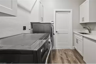 4231 Crayton Rd, Naples, FL 34103 - Photo 34