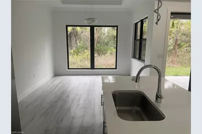 2567 12th Ave NE, Naples, FL 34120 - Photo 8