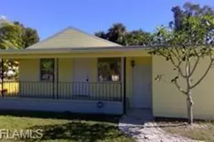 1847 Henderson Ave, Fort Myers, FL 33916 - Photo 1