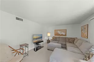219 Palm Dr, Naples, FL 34112 - Photo 10