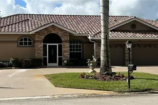 195 Palmetto Dunes Cir, Naples, FL 34113 - Photo 1