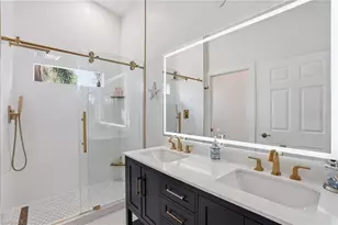 2386 Magnolia Ave, Naples, FL 34112 - Photo 24