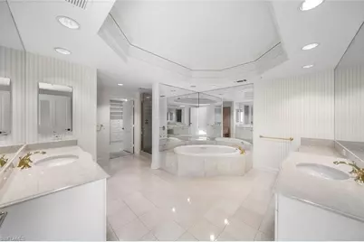 8665 Bay Colony Dr #1404, Naples, FL 34108 - Photo 14