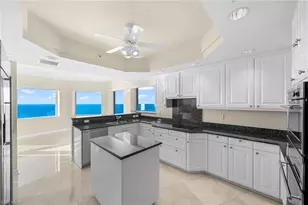 8665 Bay Colony Dr, Naples, FL 34108 - Photo 8