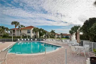 988 Egrets Run, Naples, FL 34108 - Photo 34