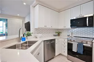 988 Egrets Run, Naples, FL 34108 - Photo 12