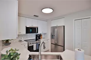 988 Egrets Run, Naples, FL 34108 - Photo 14