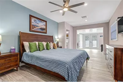 3470 Lakeview Dr, Naples, FL 34112 - Photo 6