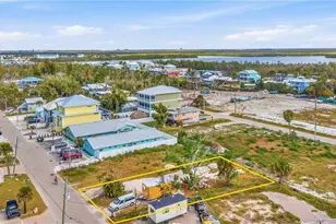 110 Mango St, Fort Myers Beach, FL 33931 - Photo 18