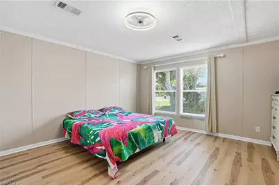 524 Menton Ln, Naples, FL 34112 - Photo 8