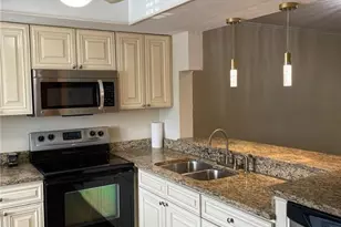 2385 Naples Trace Cir, Naples, FL 34109 - Photo 4